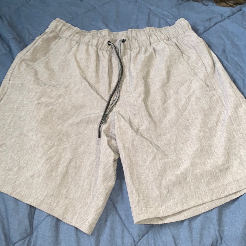 Grey shorts